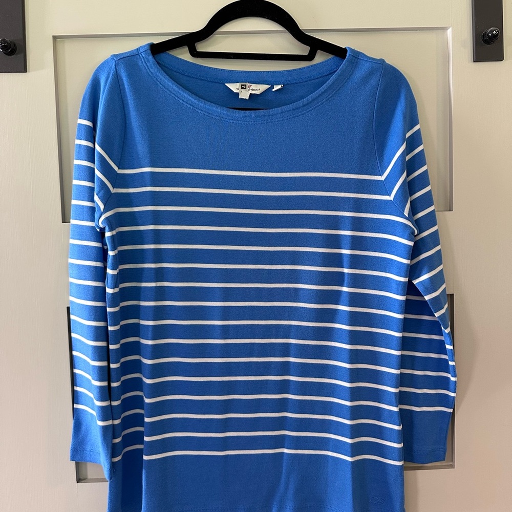 Vineyard Vines Blue and White Crew Neck Sweater
